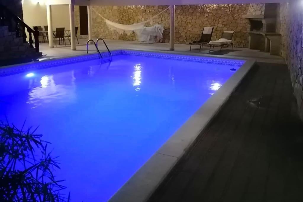 Private Pool & House - Serenity Villa 安奇奥 外观 照片